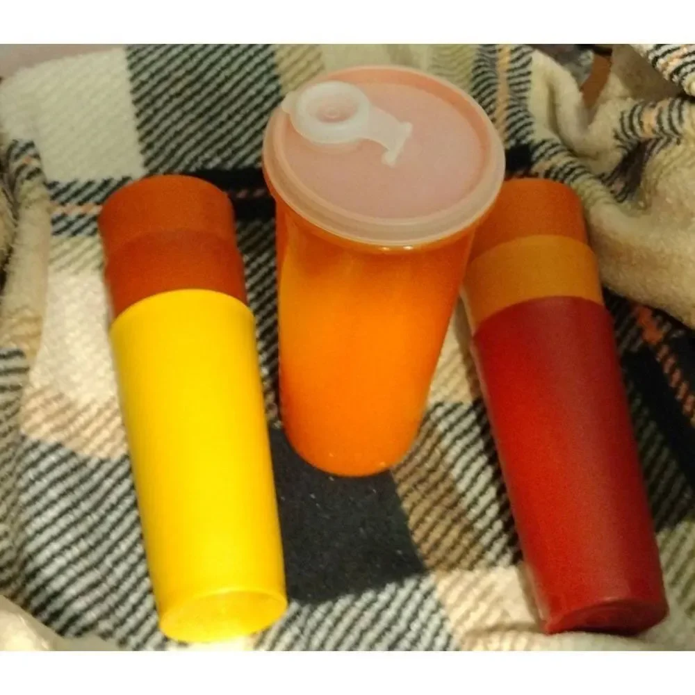 Vintage Tupperware Tumblers 1348 Lot Of Six. W/ Lids. Vintage Tupperware Orange